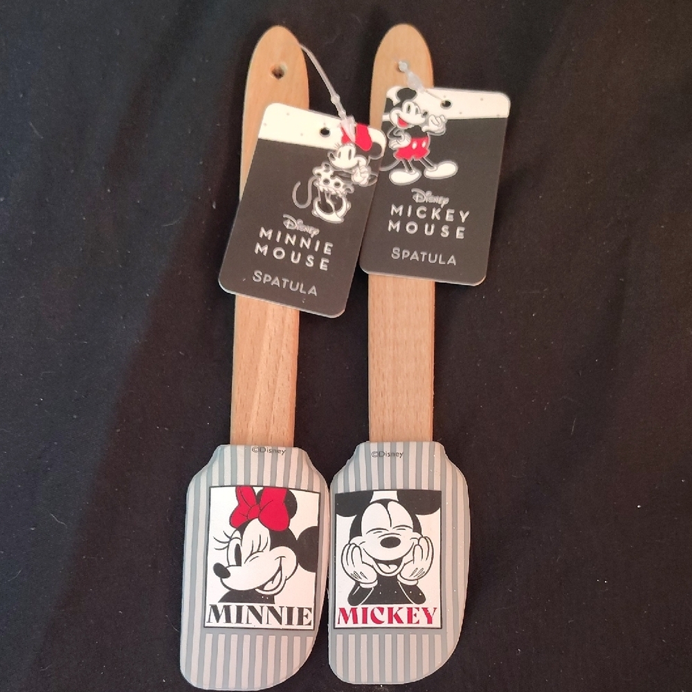 Disney Mickey and Minnie Mouse Spatula Set